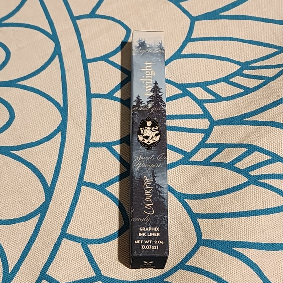 Twilight Colourpop Graphix Ink Liner in The Color Coven - Picture 3 of 8